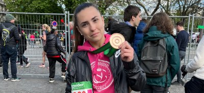 Alejandra González al final de la carrera