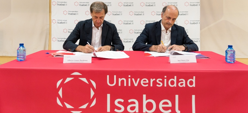 Alberto Gómez Barahona, Rector de la Universidad Isabel I y José María Vela, Director Gerente de ITCL durante la firma del convenio