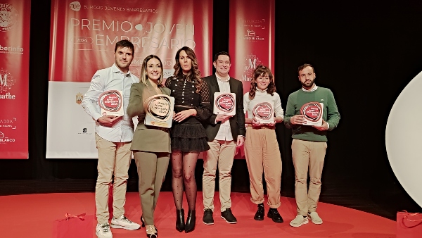 Los candidatos con sus premios