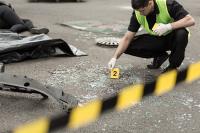 Obtén tres títulos profesionales estudiando Criminología en la Universidad Isabel I